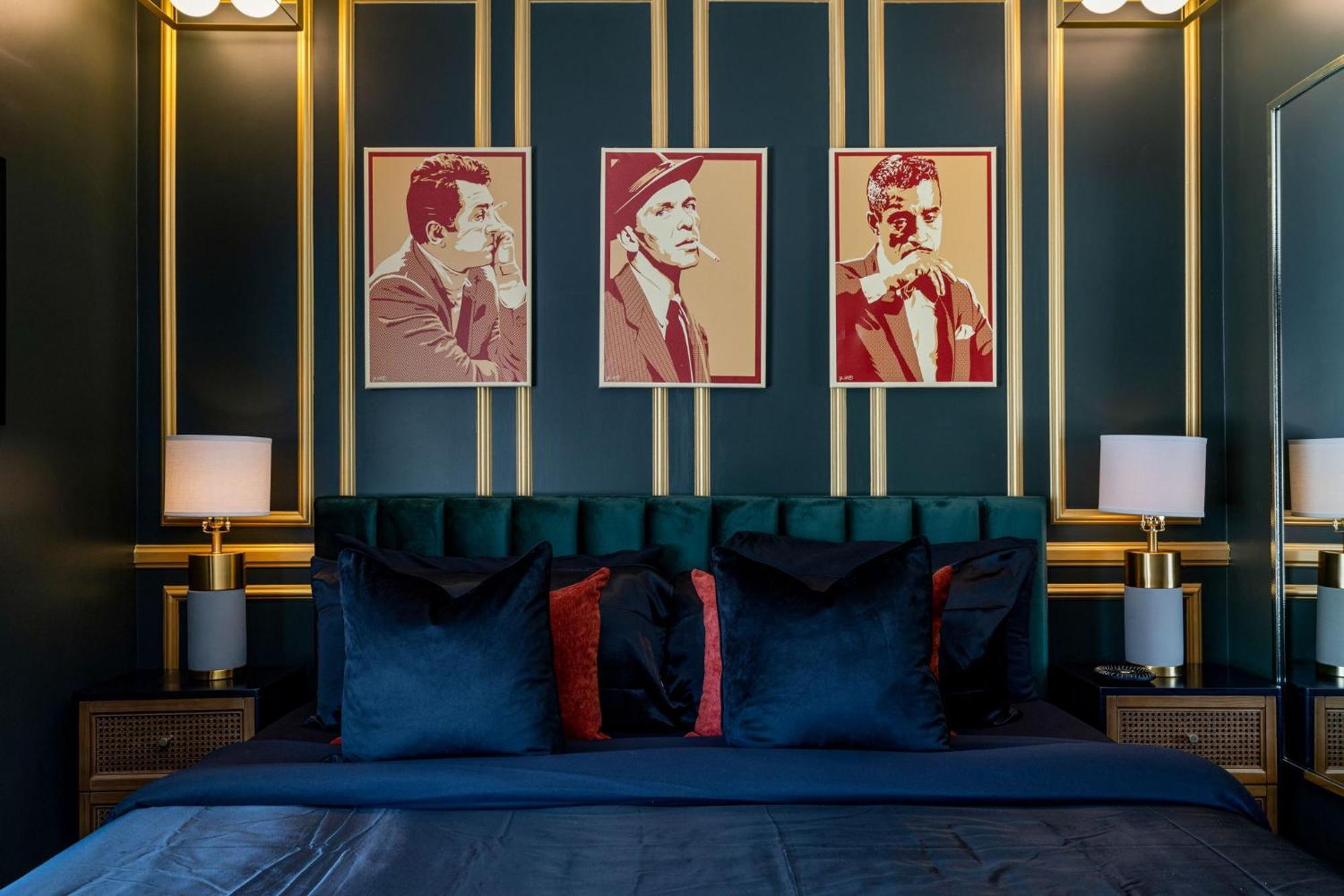 The Velvet Rope Ps Hotel Palm Springs
