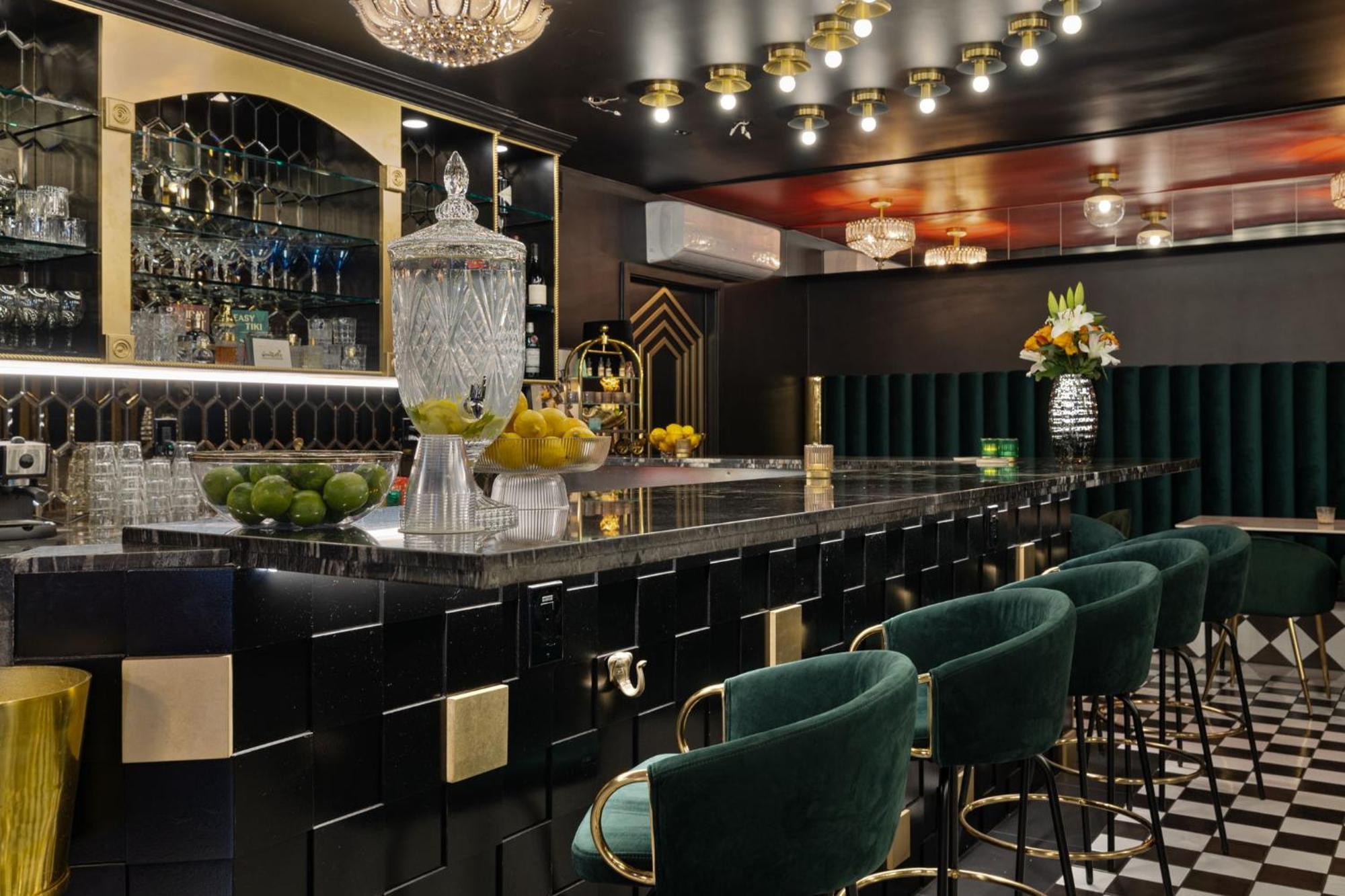 The Velvet Rope Ps Hotel